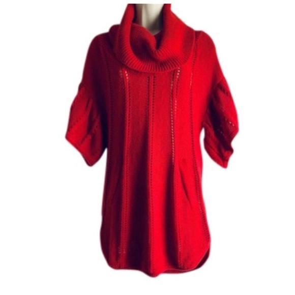 BCBGMaxAzria Sweaters - BCBGMAXAZRIA Cowl Neck Chunky Knit Sweater